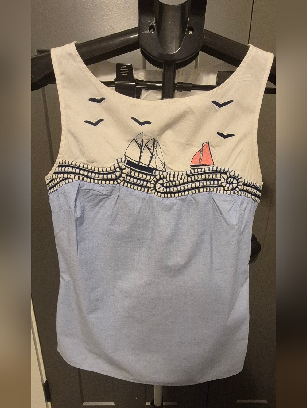 Talbots Nautical Sailboat Embroidered Tank Top XS Blue White Cotton Side Zip - Picture 2 of 7